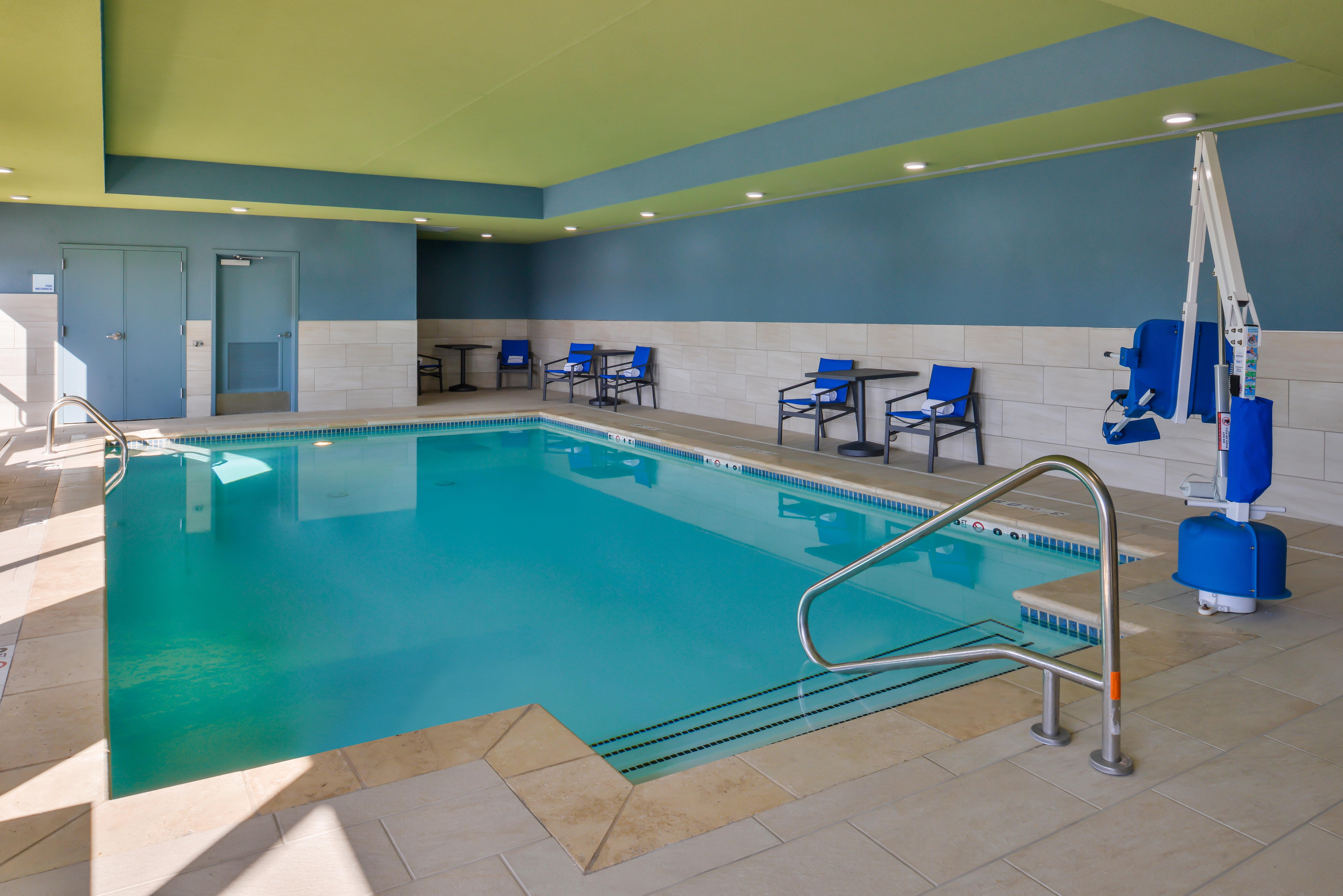 Holiday Inn Express & Suites - Kansas City - Lee'S Summit By Ihg Bagian luar foto